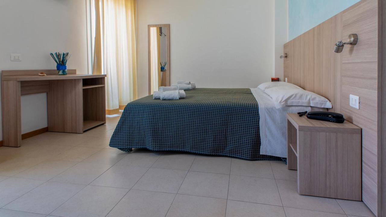 Hotel President'S Pesaro Exterior foto